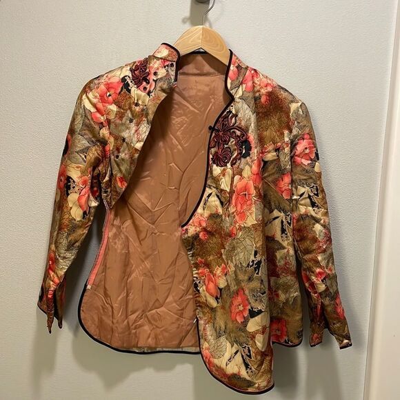 Jackets & Blazers - Woman’s flowered silk jacket